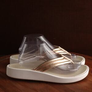 Abeo Sandals Womens SZ 10 Gold Metallic Paseo Thong Leather Comfort Shoes READ